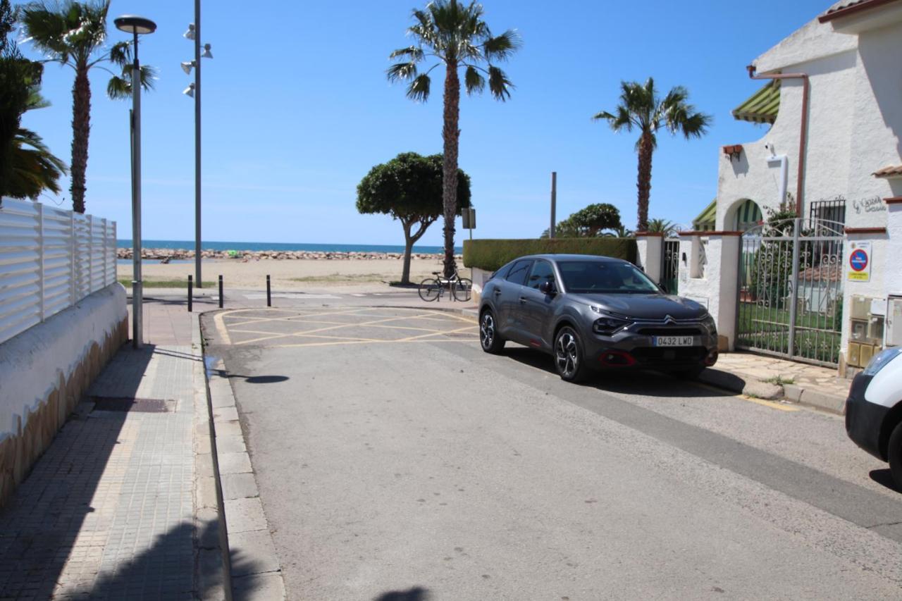 Planta Baja, Primera Linea, Playa, Jardin Privado, Ardiaca, Cambrils, Apartamento Jacqueline Bagian luar foto